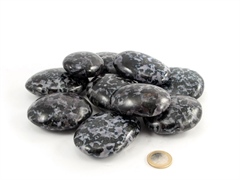 Indigo Gabbro Pebbles/XL Trommelsteine 0,5 kg