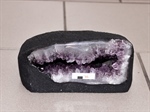 nette, kleinere Amethyst-Kristalldruse